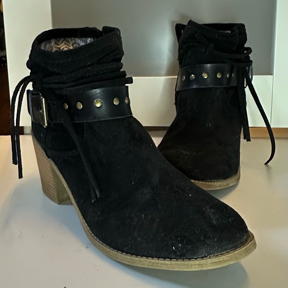 Stylish Black Ankle Boots